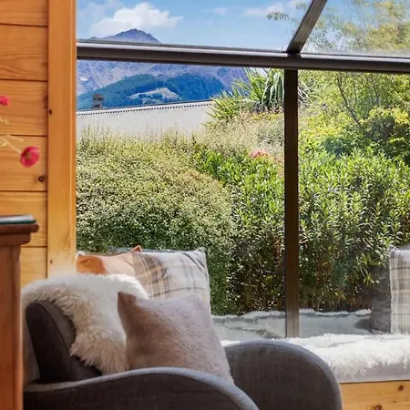 Tranquil Heights Villa Queenstown Exterior photo