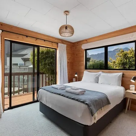 Tranquil Heights Villa Queenstown Exterior photo
